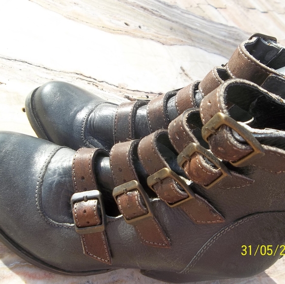 Roan by Bedstu Multi Buckle Boots Size 6.5 - Picture 2 of 3